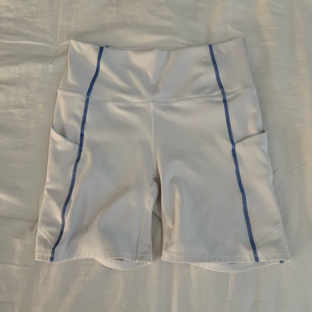 Fabletics Women's White High-Waisted Shorts​ - Picture 6 of 7